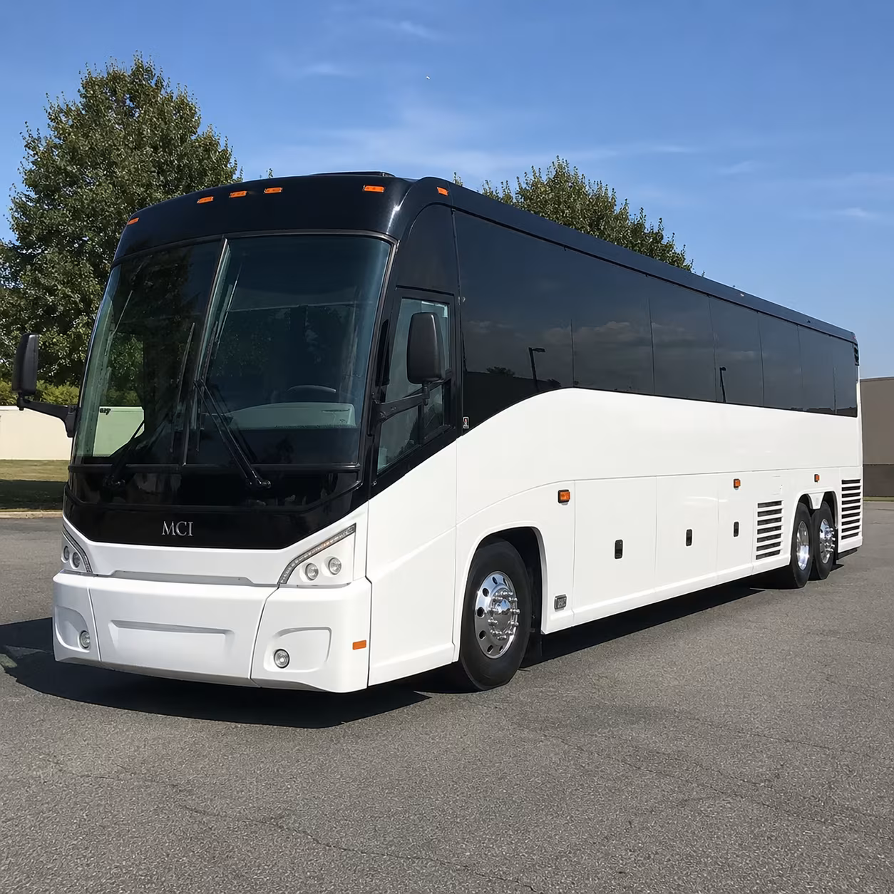 bus rentals to whitewater amphitheater and new braunfels shows
