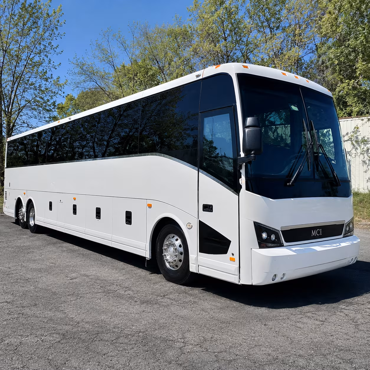 corporate airport transfer buses between san marcos and austin bergstrom aus