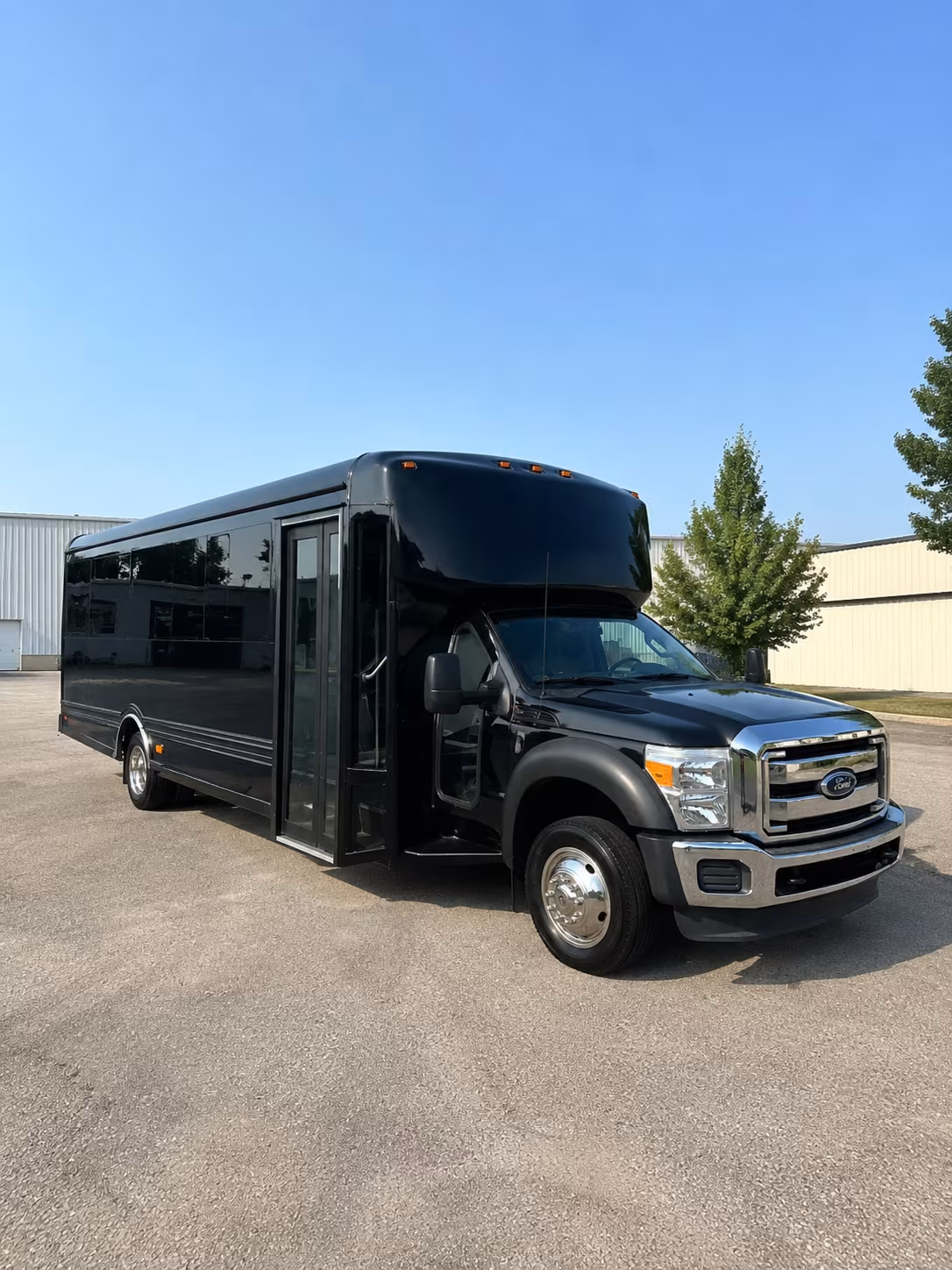gruene hall new braunfels music scene party bus rental