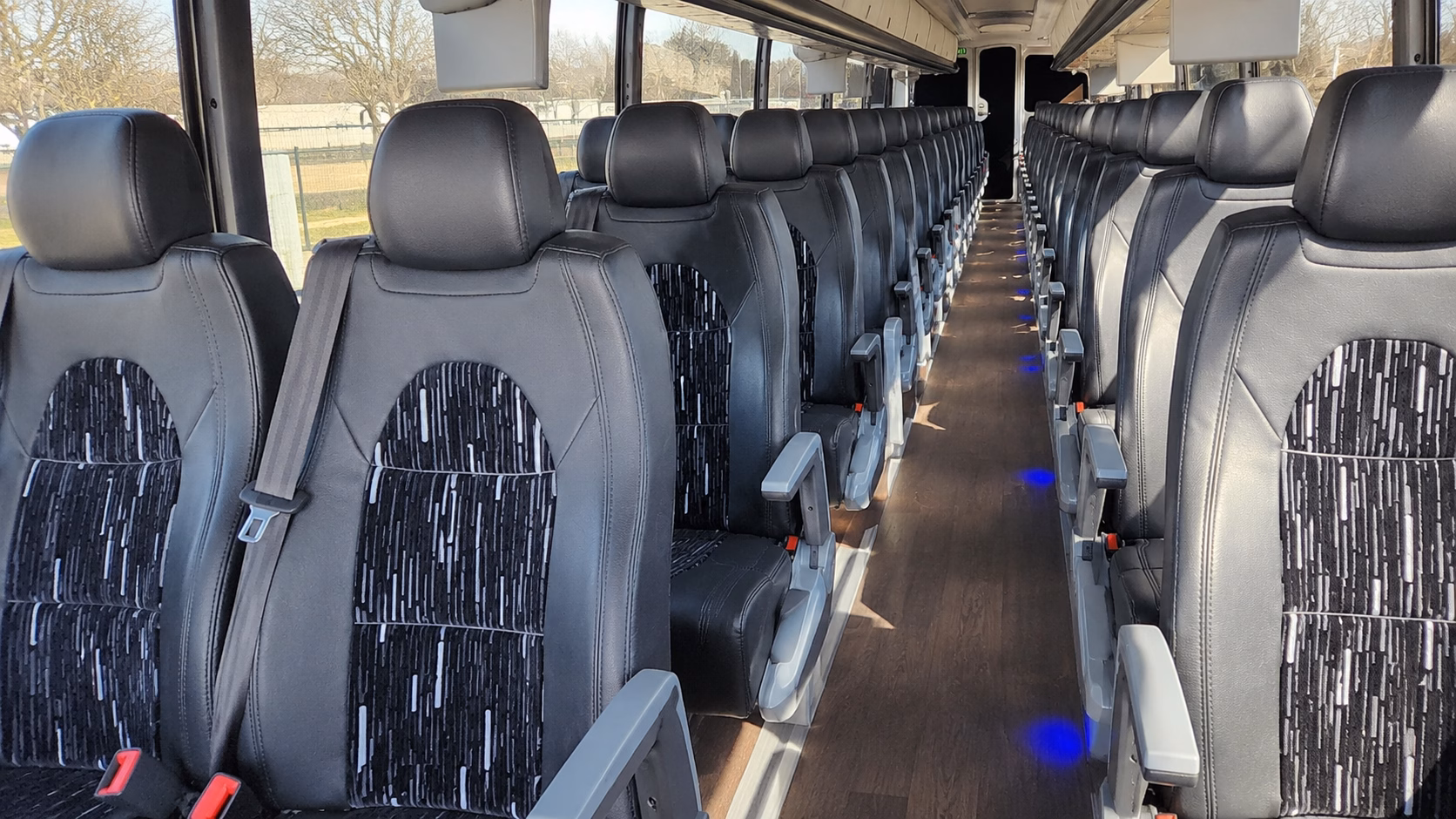new braunfels and gruene bus rentals for wine and beer festivals