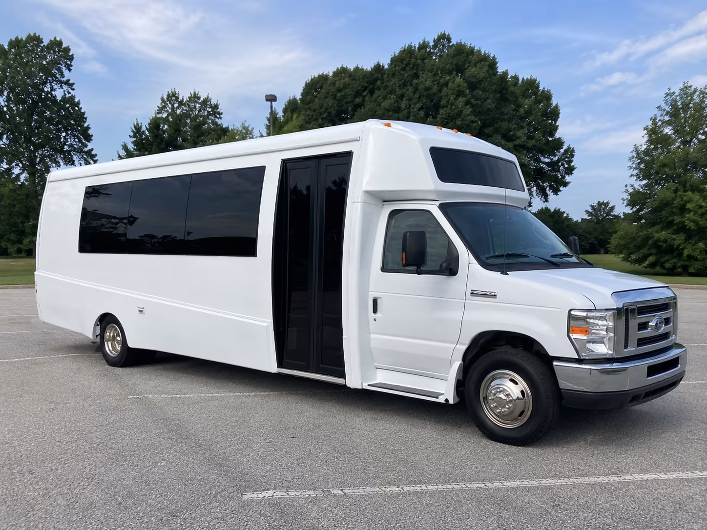 san marcos 18 passenger party bus