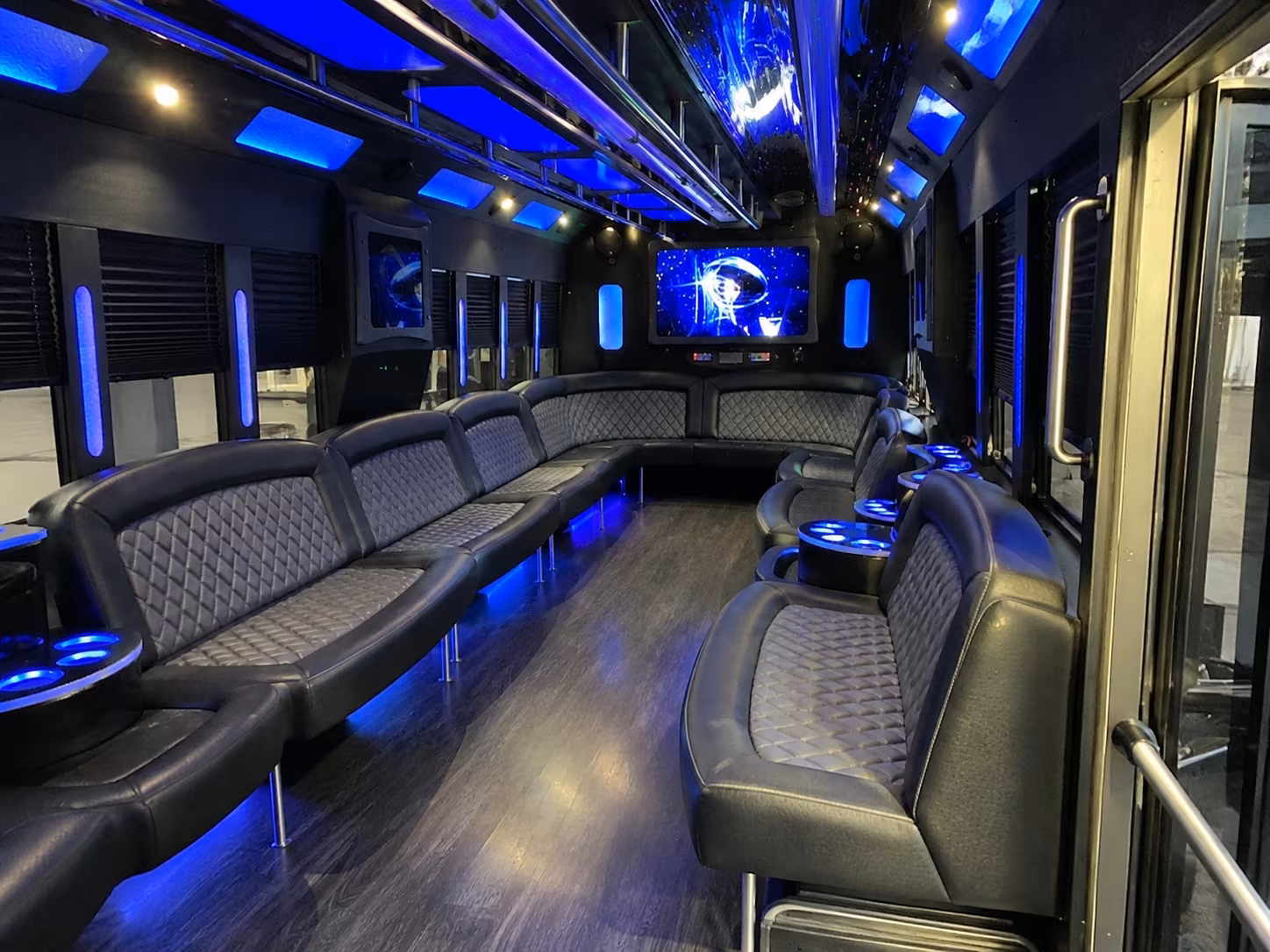 san marcos 28 passenger party bus interior